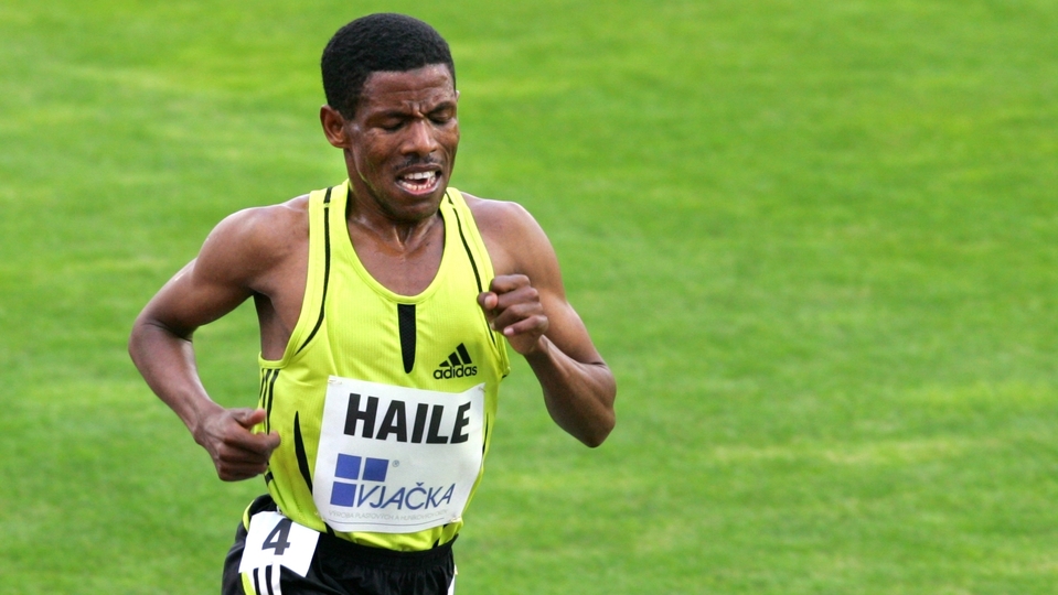 Haile Gebrselassie kritizoval podmínky pro maratonce v Dauhá.
