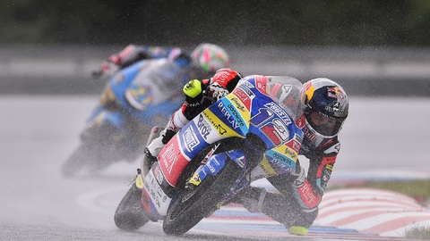 Filip Salač se zlomeným malíčkem na noze absolvoval Velkou cenu Japonska a obsadil 22. místo.