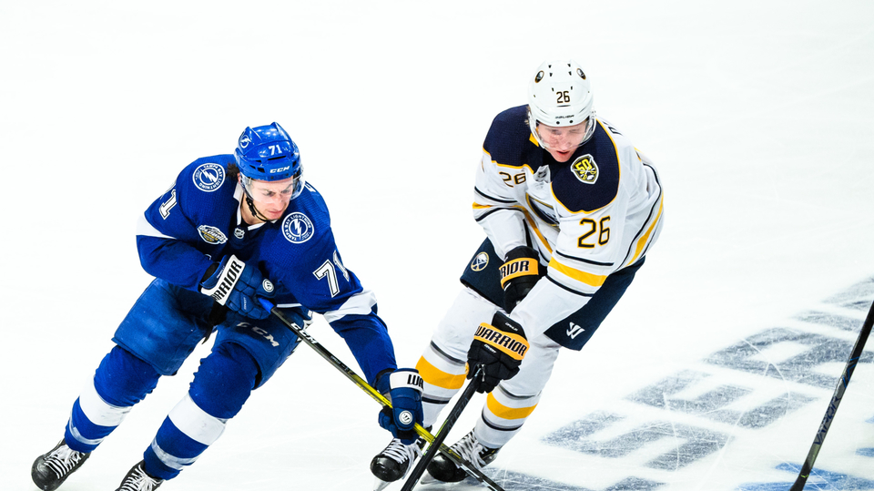 Tampa porazila Buffalo ve Stockholmu i podruhé.