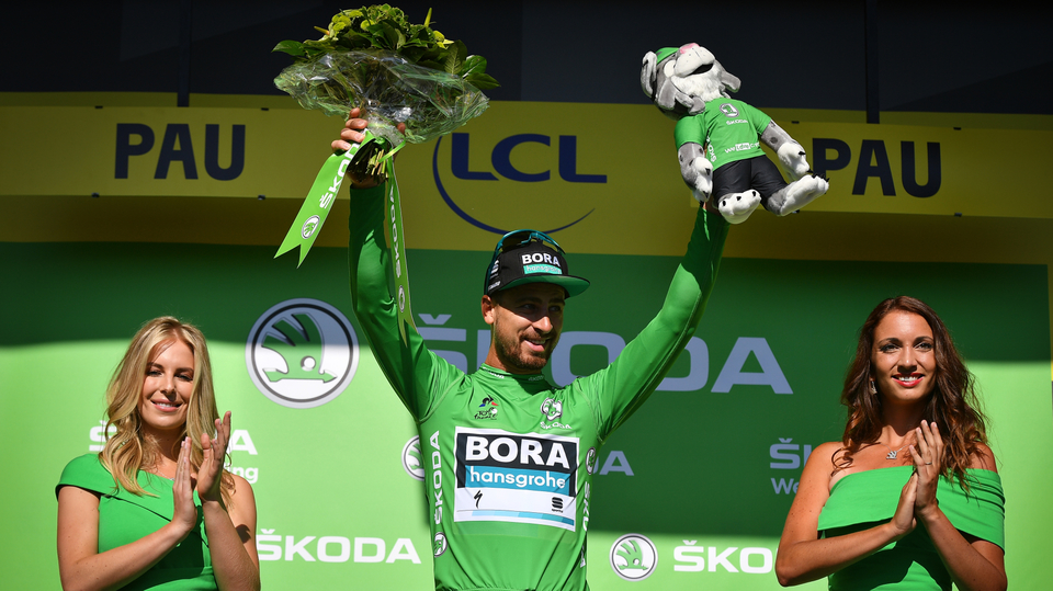 Peter Sagan v zeleném dresu během Tour de France.
