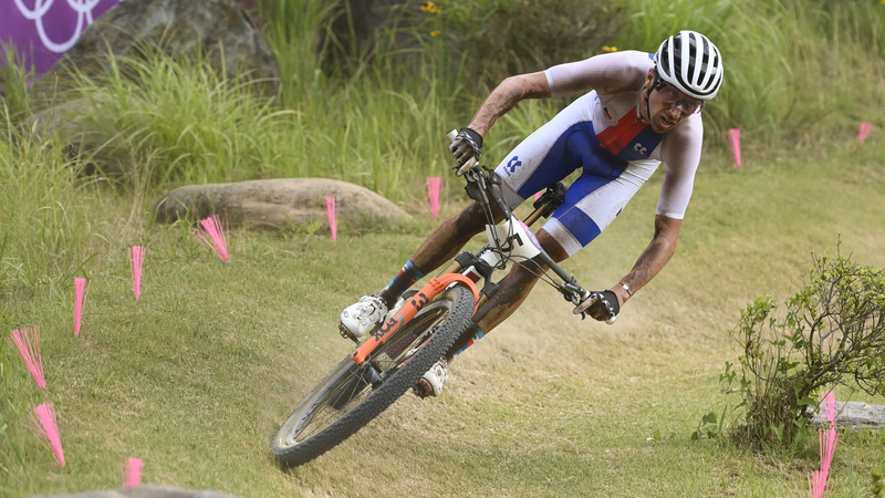 Letní olympijské hry Tokio 2020, 26. července 2021 v Izu. Cyklistika - horská kola: cross country muži. Český závodník Ondřej Cink.