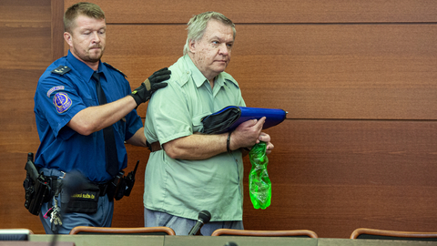 Bývalý lékař Jaroslav Barták u soudu.