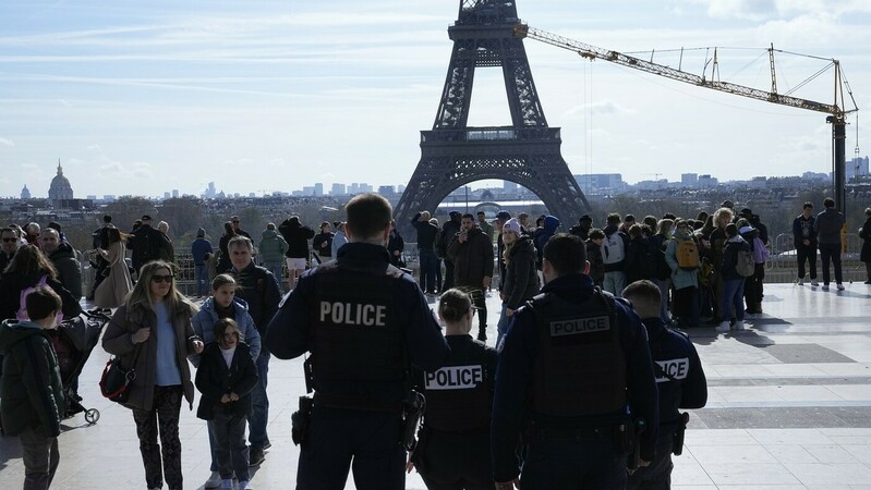 Odnož teroristické organizace Islámský stát, jež stojí za pátečním útokem v Moskvě, se pokusila o útoky ve Francii