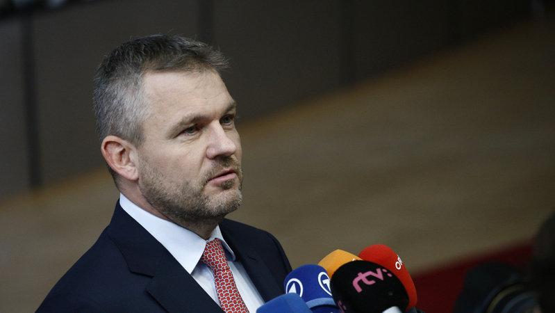 Západní média označují vítěze slovenských prezidentských voleb Petera Pellegriniho za populistu