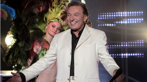 Karel Gott: Všem dívkám, co jsem měl kdy rád