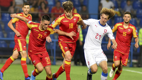 Češi v Černé Hoře vyhráli o tři góly (Foto: ČTK/AP/Risto Bozovic)