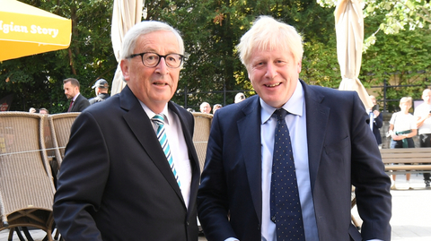 Britský premiér Boris Johnson a předseda Evropské komise (EK) Jean-Claude Juncker.