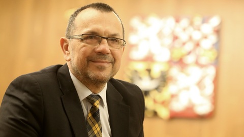 Předsednictvo ČSSD bude jednat o budoucnosti Jaroslava Foldyny ve straně.