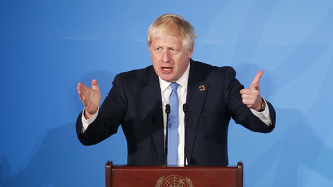 Parlament a soudy hatí naše snahy o vyjednání co nejlepší dohody, míní Boris Johnson.