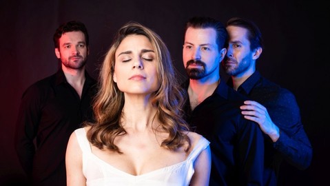 Romantickou klasiku autora Edmonda Rostanda nastudovala divadelní společnost Indigo Company.