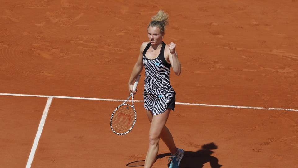 Kateřina Siniaková porazila na úvod turnaje v Pekingu osmnáctiletou čínskou tenistku Wang Si-jü.