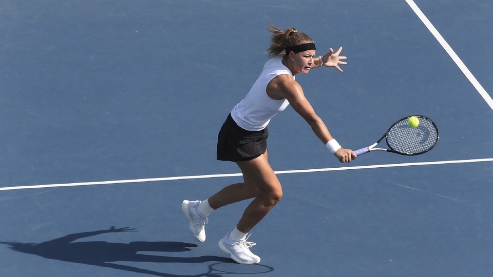 Muchová v Pekingu končí na raketě Američanky.