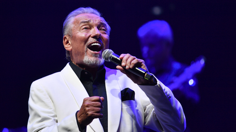 Zpěvák Karel Gott.