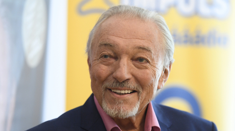 Zpěvák Karel Gott.