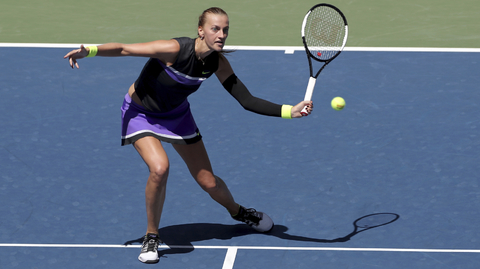 Jediné vítězství dělí Petru Kvitovou od účasti na Turnaji mistryň.