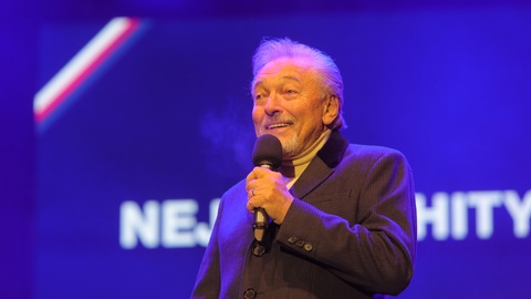 Karel Gott by mohl mít státní pohřeb v katedrále svatého Víta.