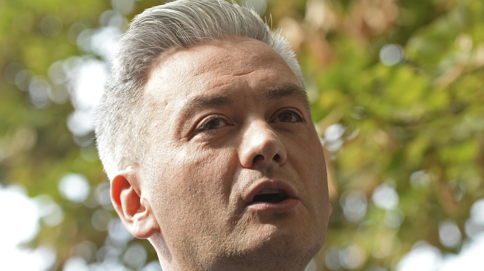 V souvislosti s blížícími se volbami lidé o činu Roberta Biedroně pochybují.