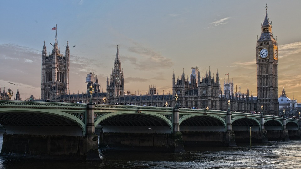 Parlament Spojeného království v Londýně (ilustrační foto).