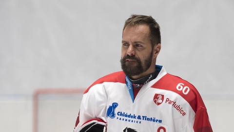 Lídr Pardubic skončil! Údajně zbrojil proti trenérovi.