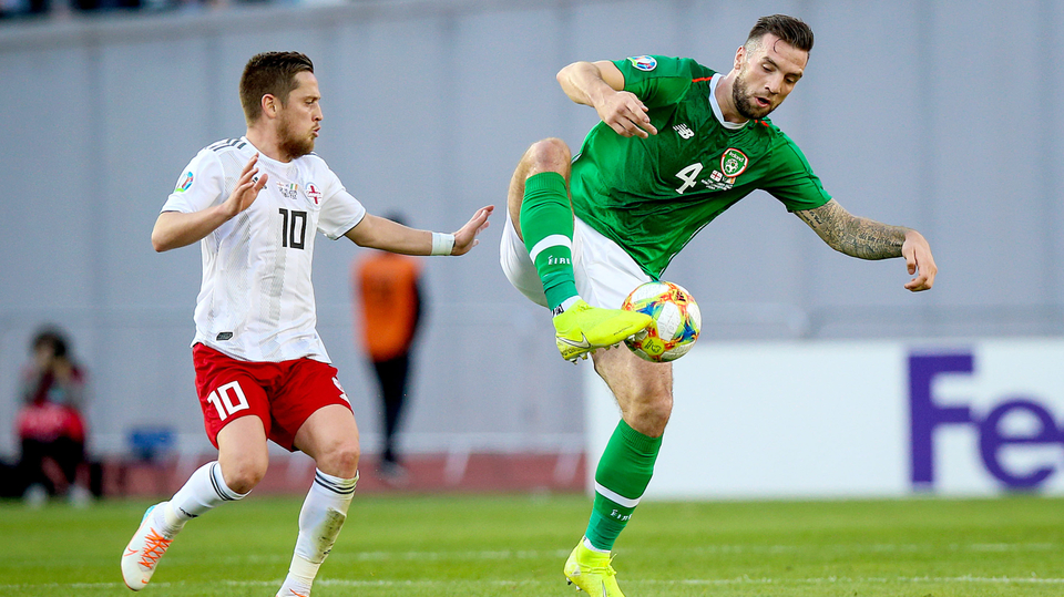 Momentka z utkání Gruzie vs. Irsko.