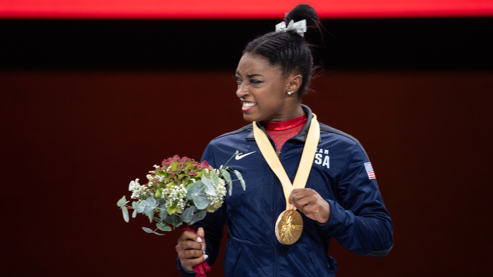 Americká sportovní gymnastka Simone Bilesová.