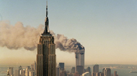 Teroristický útok na Světové obchodní středisko.