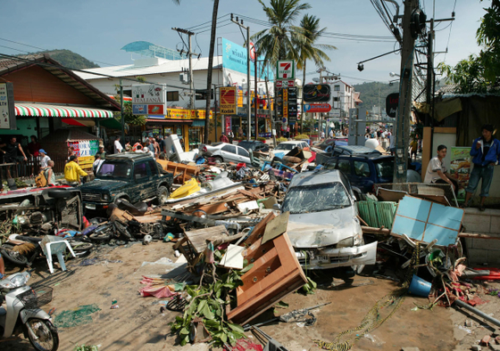 Následky po tsunami.