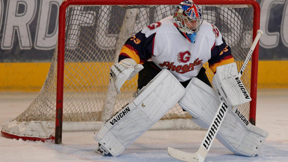 Petr Čech při své premiéře v hokejové brance slavil vítězství po nájezdech.