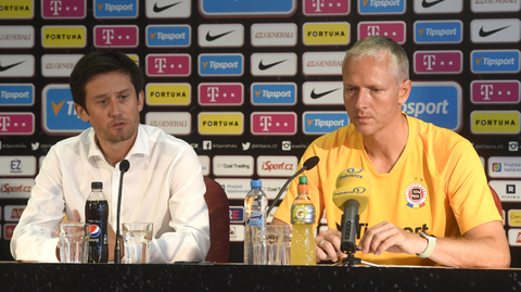 Sportovní ředitel Tomáš Rosický (vlevo) a trenér Václav Jílek.