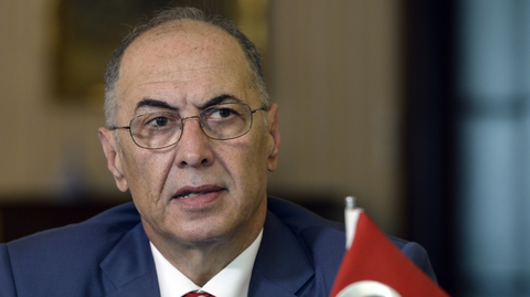 Turecký velvyslanec Ahmet Necati Bigali.