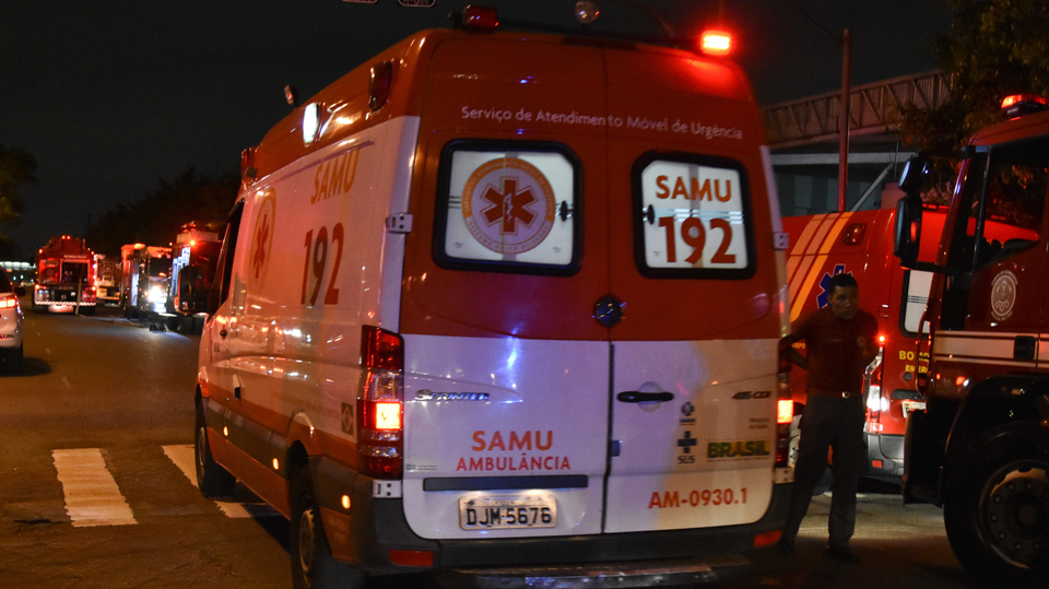 V Brazílii spadl obytný dům, počet mrtvých je nejasný