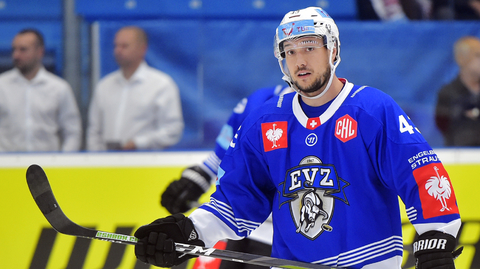 Hokejista Jan Kovář.