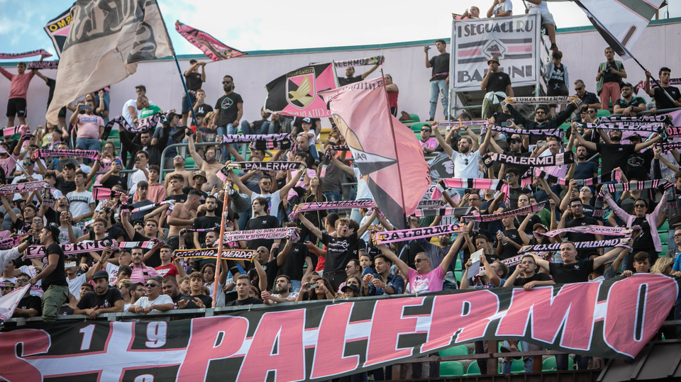 Fanoušci fotbalového Palerma si budou muset najít jiný klub na fandění.