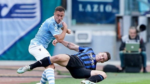 Bergamo neudrželo v osmém kole italské fotbalové ligy třígólové vedení a na hřišti Lazia Řím remizovalo.