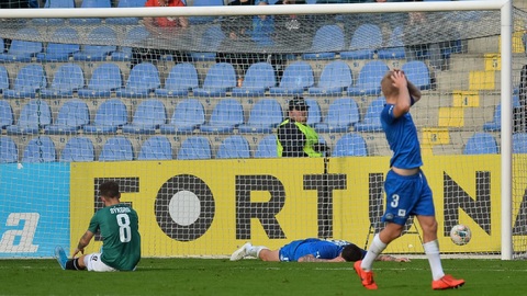 Byli jsme trošku po...ní, přiznal .