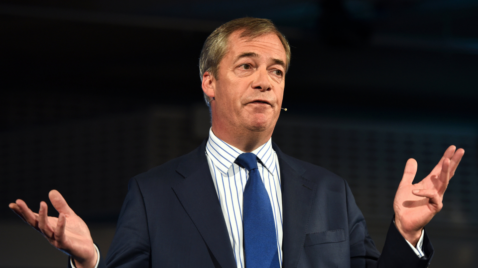 Zastánce brexitu Nigel Farage je nespokojen s vyjednáváním Borise Johnsona.