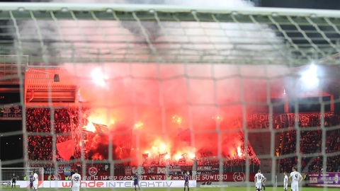 Maďarské peklo, brankář se pořádně zapotil.