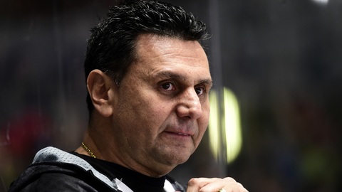 Vladimír Růžička posílí trenérský štáb Hradce Králové.