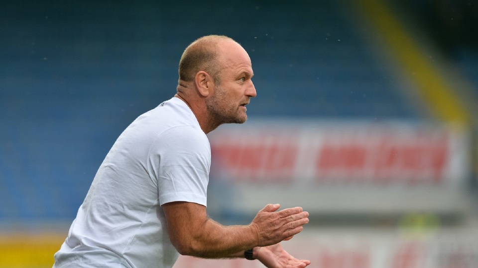 Trenér Liberce Pavel Hoftych byl jako první kouč ve fotbalové lize potrestán za nasbírání čtyř žlutých karet. 