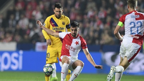 Svět jásá nad slávistou, který "vygumoval" Messiho.