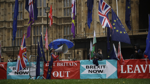Protesty v Londýně (ilustrační foto).