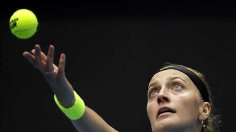 Ósakaová po bitvě slaví skalp české tenistky Petry Kvitové.