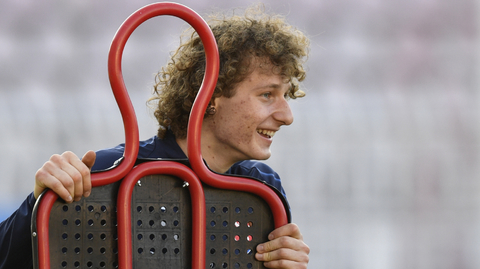 Záložník Alex Král na tréninku české fotbalové reprezentace.