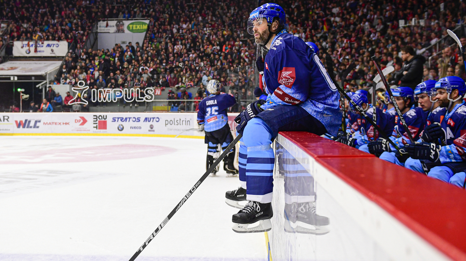 Jaromír Jágr při zápase proti Hradci Králové.