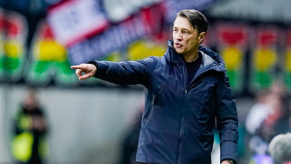 Kouč Bayernu den po blamáži skončil.