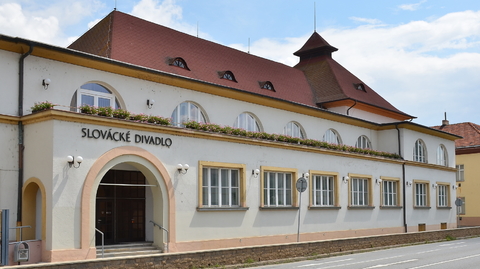 Budova Slováckého divadla v Uherském Hradišti. 