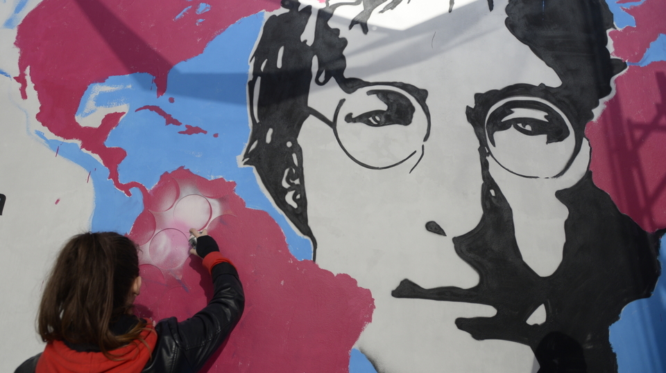 Lennonova zeď v Praze 1.