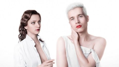 David Ebershoff a Kateřina Jonášová v představení Dánská dívka.