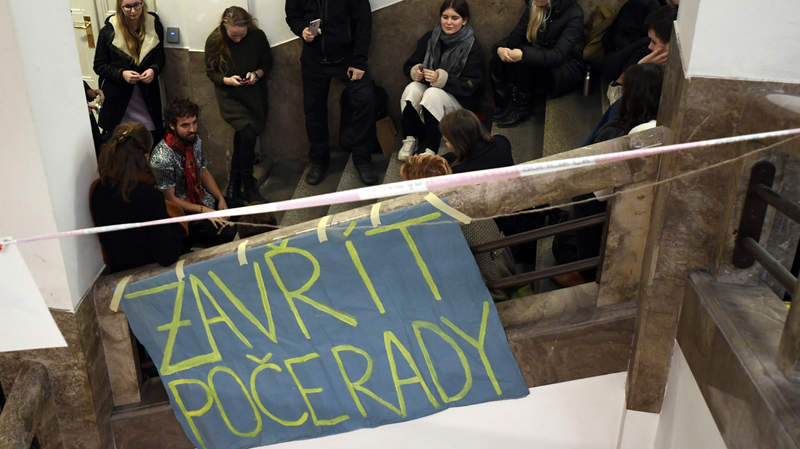 Stávka za klima v budově FFUK v Praze.