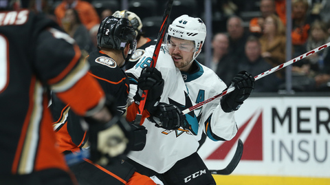 Útočník Tomáš Hertl.